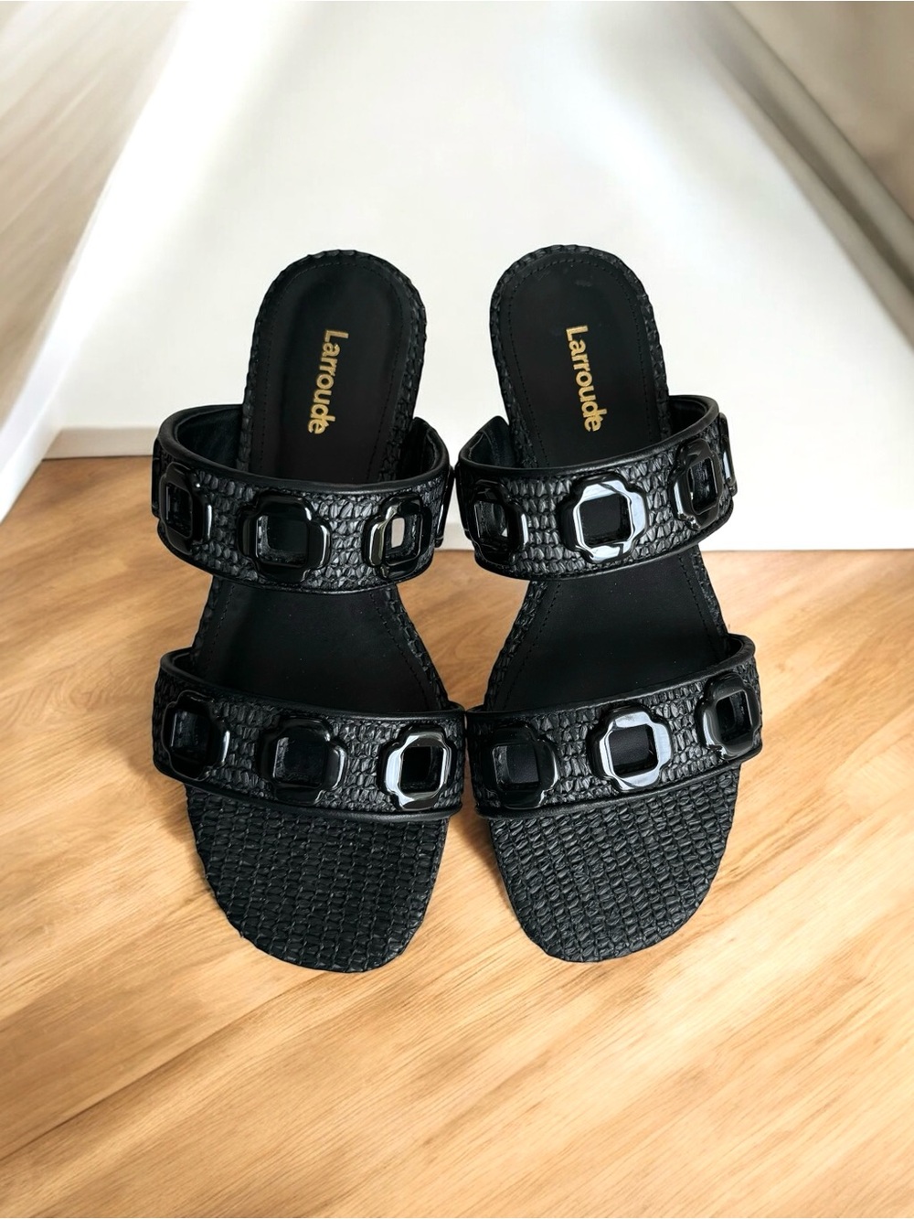🆕 Larroude Milan Raffia Dual Band Sandal Slides